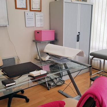 Centro de Fisioterapia Milagros Fernández escritorio